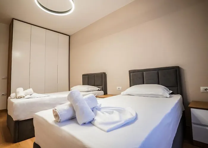 公寓 2br At Cafe Flora - Skanderbeg Square Area